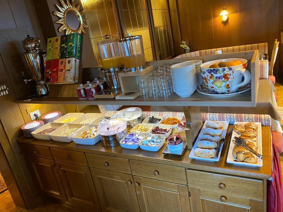 Hotel Garni Savoy كاستيلِروتّو المظهر الخارجي الصورة