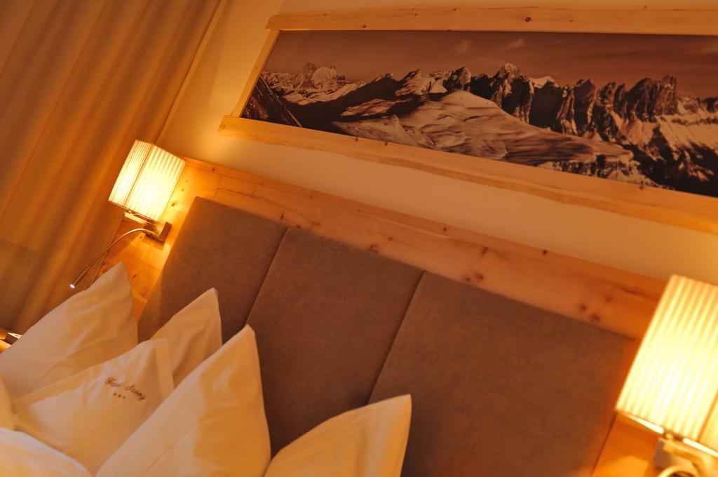 Hotel Garni Savoy كاستيلِروتّو المظهر الخارجي الصورة