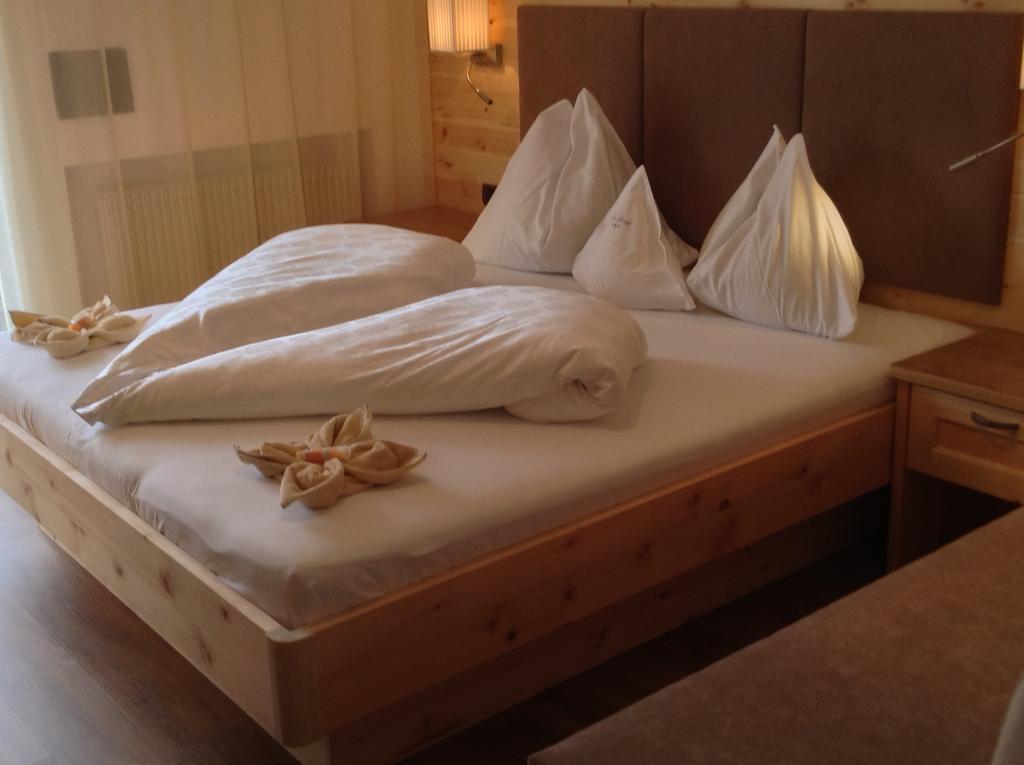 Hotel Garni Savoy كاستيلِروتّو الغرفة الصورة